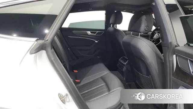 Audi A7 (4K) 2021 Белый из Кореи, фото 3