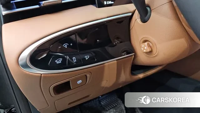 Genesis GV70 2024 Серый из Кореи, фото 3