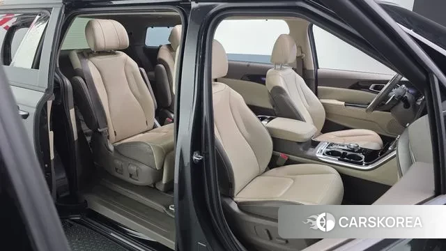 Kia Carnival 4th generation 2023 Серый из Кореи, фото 3