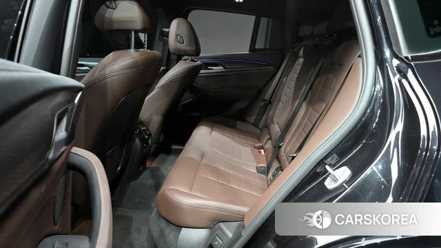 BMW X4 (G02) 2024 Черный из Кореи, фото 3