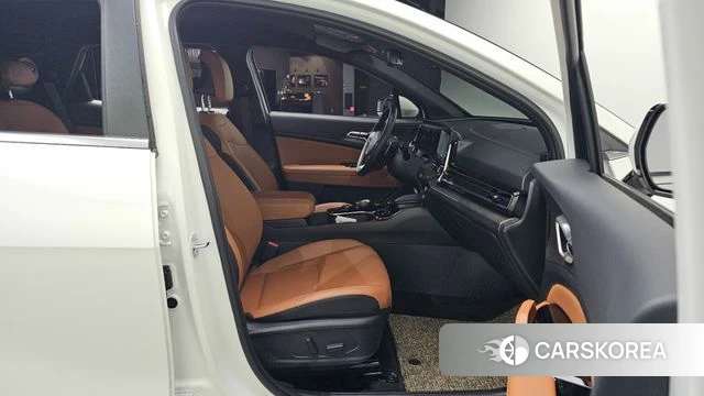 Kia Sportage 5th Generation 2023 Белый из Кореи, фото 3