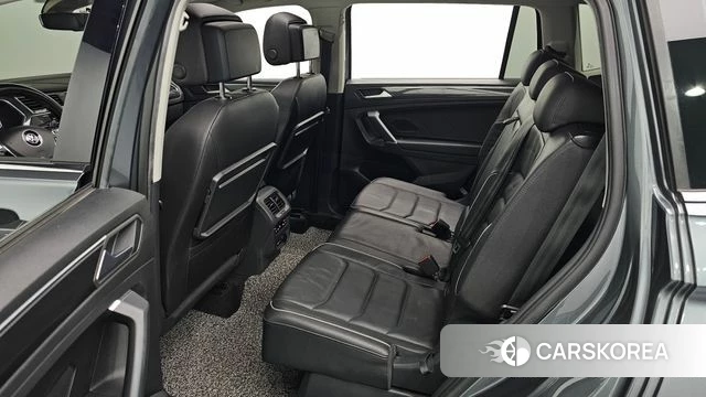 Volkswagen Tiguan Allspace 2020 Серый из Кореи, фото 3