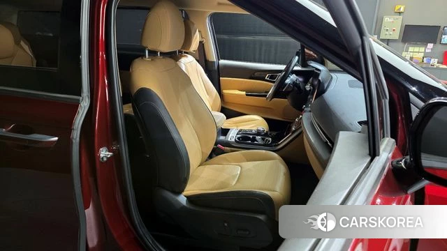 Kia Carnival 4th generation 2021 Красный из Кореи, фото 3