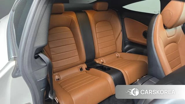 Mercedes-Benz C-Class W205 2019 Белый из Кореи, фото 3