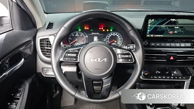 Kia Seltos 2021 Белый из Кореи, фото 3
