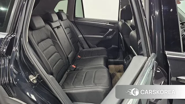 Volkswagen Tiguan second Generation 2020 Черный из Кореи, фото 3