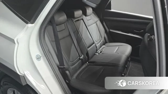 Hyundai The New Tucson (NX4) 2024 Белый из Кореи, фото 3