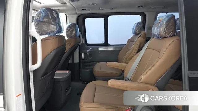 Hyundai Staria 2024 Белый из Кореи, фото 3