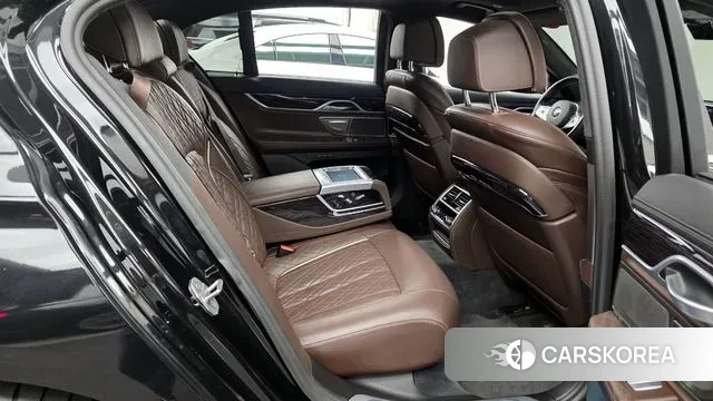 BMW 7 Series (G11) 2020 Черный из Кореи, фото 3