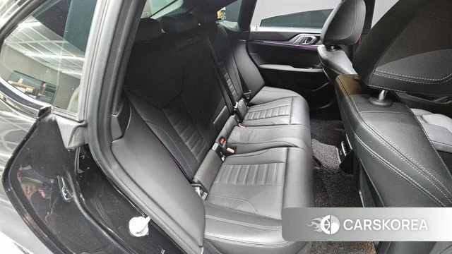 BMW i4 2022 Черный из Кореи, фото 3