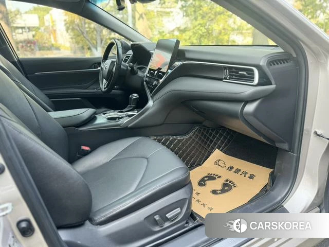 Toyota Camry 2022 Шампань из Китая, фото 3