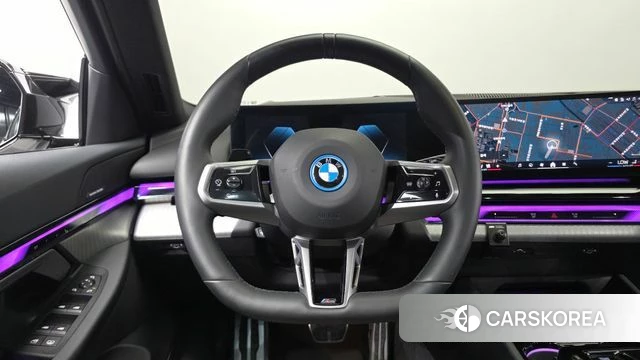 BMW i5 (G60) 2024 Белый из Кореи, фото 3