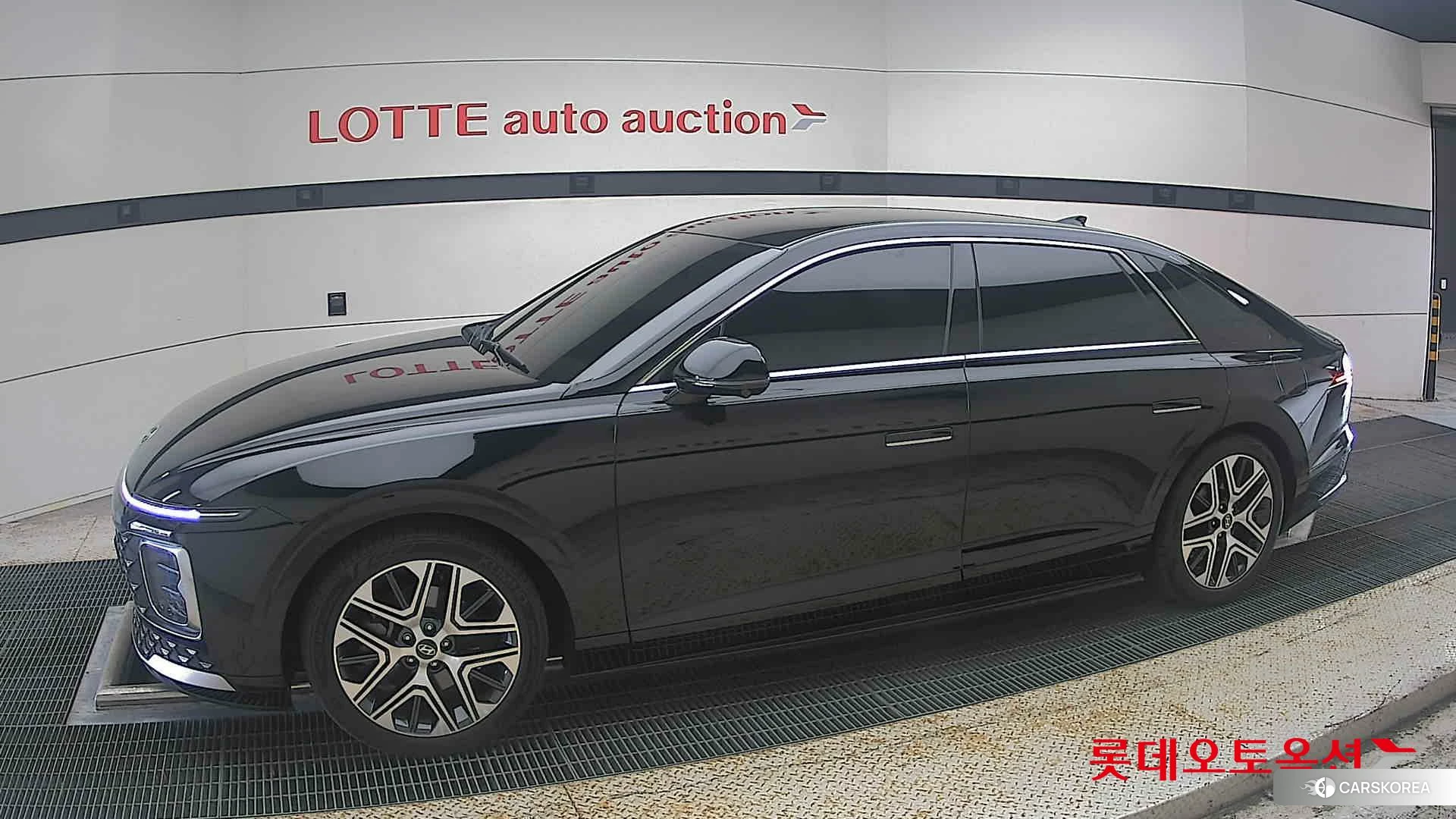 Hyundai Grandeur 2023 Abyss Black Pearl из Кореи, фото 3