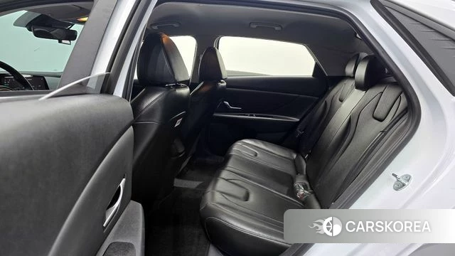 Hyundai Avante (CN7) 2023 Белый из Кореи, фото 3