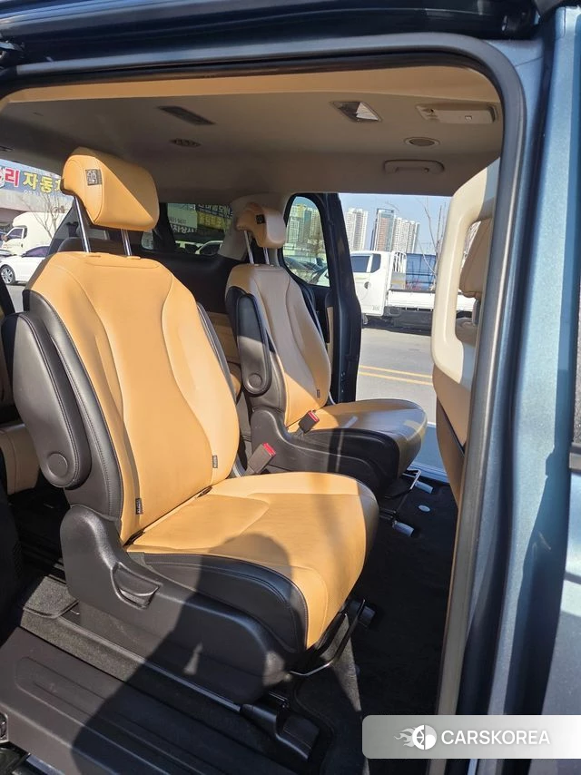 Kia Carnival 4th generation 2021 Цвет тростника из Кореи, фото 3