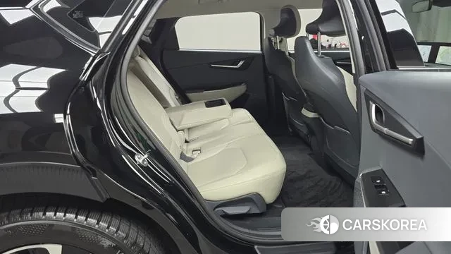 Kia EV6 2023 Черный из Кореи, фото 3