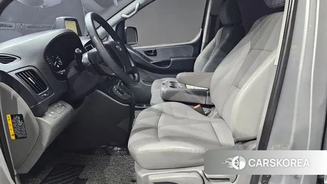 Hyundai The New Grand Starex 2020 Серебристо-серый из Кореи, фото 3