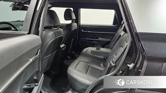 Ssangyong Torres 2023 Черный из Кореи, фото 3