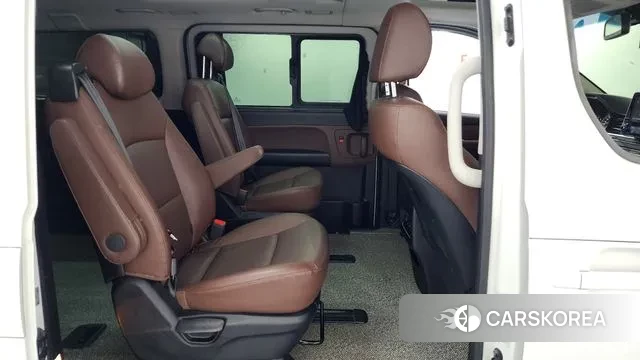 Hyundai The New Grand Starex 2019 Белый из Кореи, фото 3