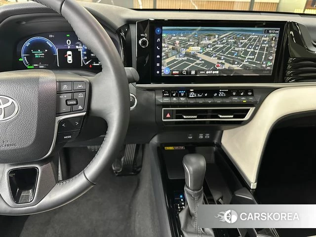 Toyota Camry (XV80) 2025 Белый из Кореи, фото 3