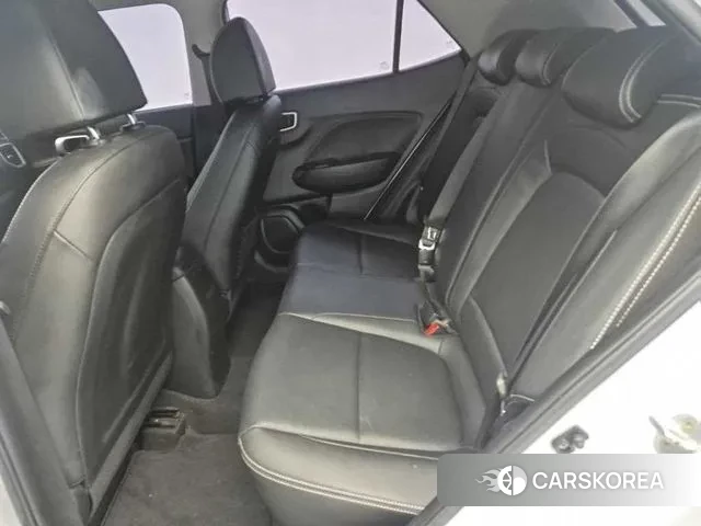 Hyundai Venue 2022 Белый из Кореи, фото 3