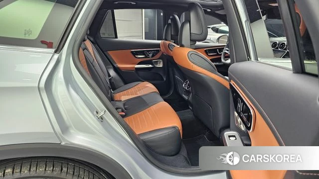 Mercedes-Benz GLC-Class X254 2024 Серебристо-серый из Кореи, фото 3