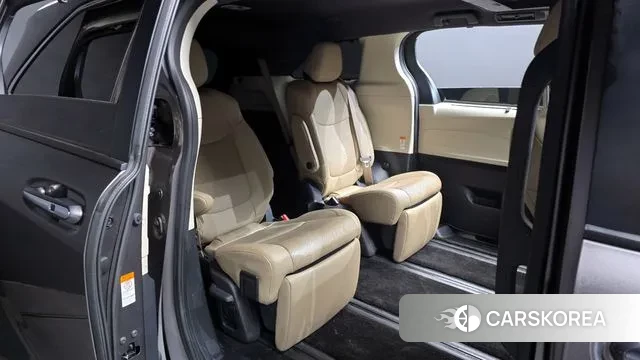 Toyota Sienna 4th Generation 2022 Серый из Кореи, фото 3