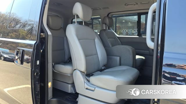 Hyundai The New Grand Starex 2020 Черный из Кореи, фото 3