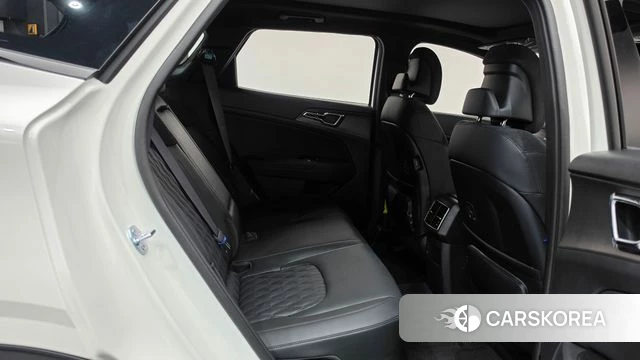 Kia The New Sportage 5th Generation Hybrid 2026 Белый из Кореи, фото 3