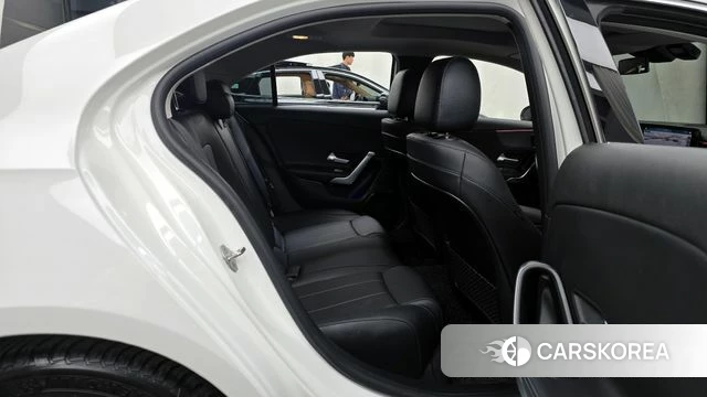 Mercedes-Benz A-Class W177 2020 Белый из Кореи, фото 3