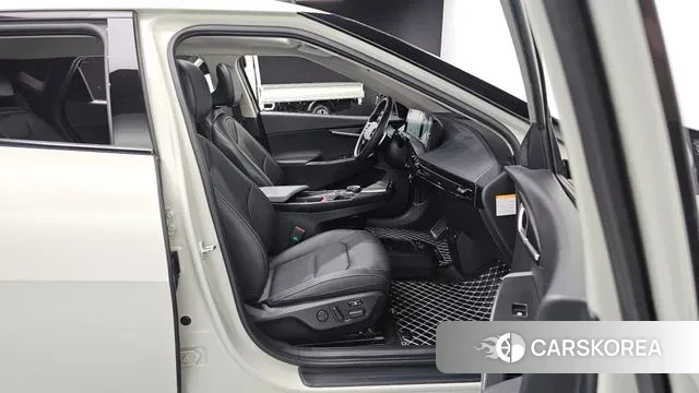 Kia EV6 2021 Жемчужный цвет из Кореи, фото 3