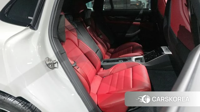 Porsche Panamera (976) 2025 Серебристо-серый из Кореи, фото 3