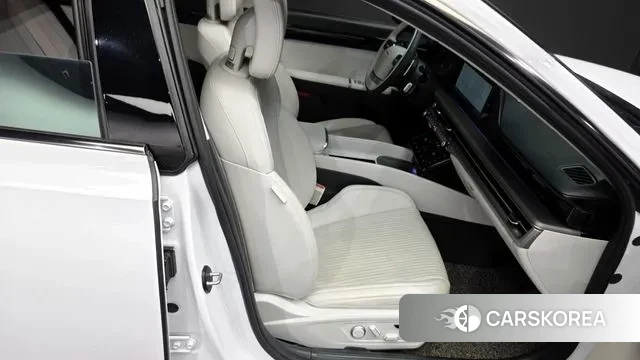 Hyundai Grandeur Hybrid (GN7) 2023 Белый из Кореи, фото 3