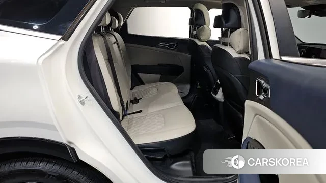 Kia Sportage 5th Generation 2023 Белый из Кореи, фото 3