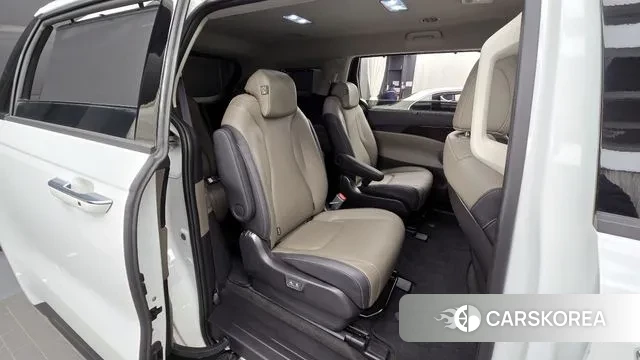 Kia The New Carnival 4th Generation 2025 Белый из Кореи, фото 3