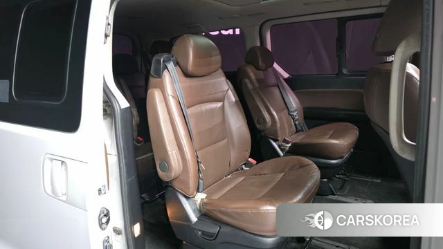 Hyundai The New Grand Starex 2018 Белый из Кореи, фото 3