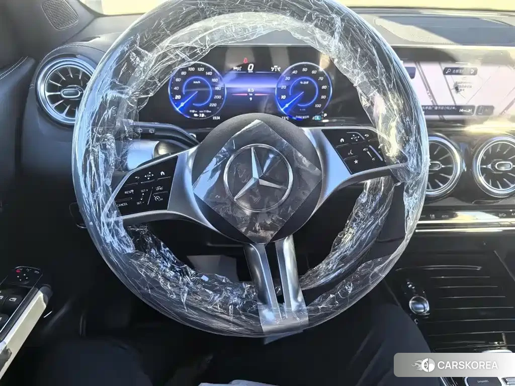 Mercedes-Benz EQB 2025 Белый из Китая, фото 3