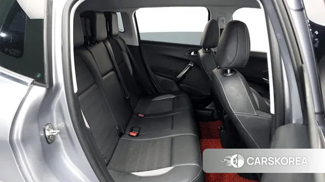 Peugeot 2008 2018 Серебряный из Кореи, фото 3