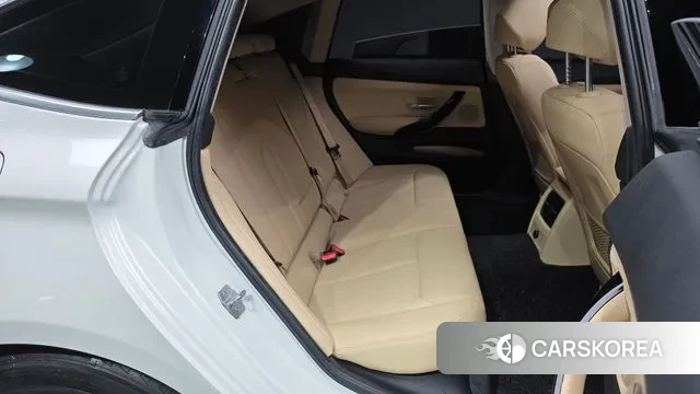 BMW 3 Series GT (F34) 2020 Белый из Кореи, фото 3