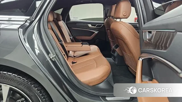 Audi A6 (C8) 2023 Серый из Кореи, фото 3