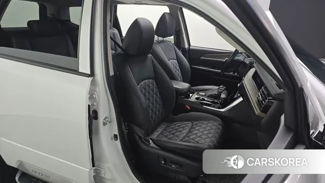 Kia Mohave Master 2023 Белый из Кореи, фото 3