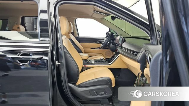 Kia Carnival 4th generation 2022 Черный из Кореи, фото 3