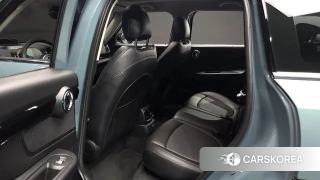 Mini Cooper Countryman 2022 Цвет галактики из Кореи, фото 3