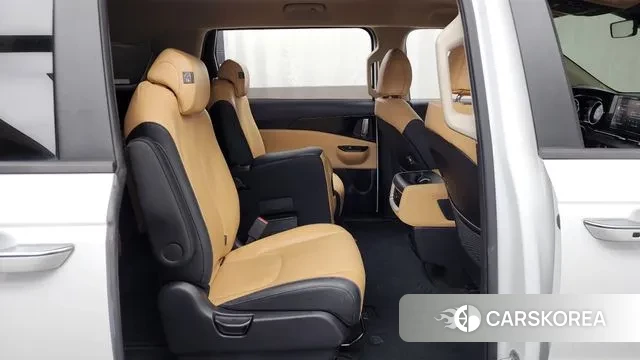 Kia Carnival 4th generation 2023 Белый из Кореи, фото 3