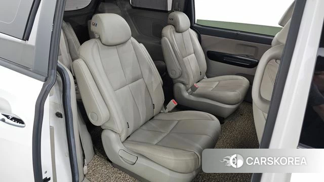 Kia All New Carnival 2018 Белый из Кореи, фото 3