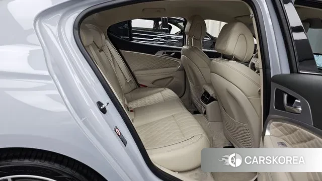 Genesis G70 2019 Светло-серебряный цвет из Кореи, фото 3