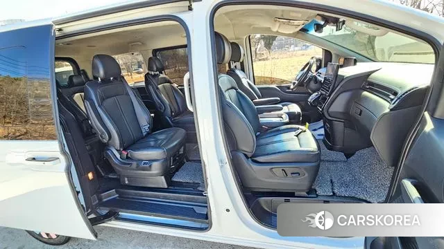 Hyundai Staria 2021 Белый из Кореи, фото 3