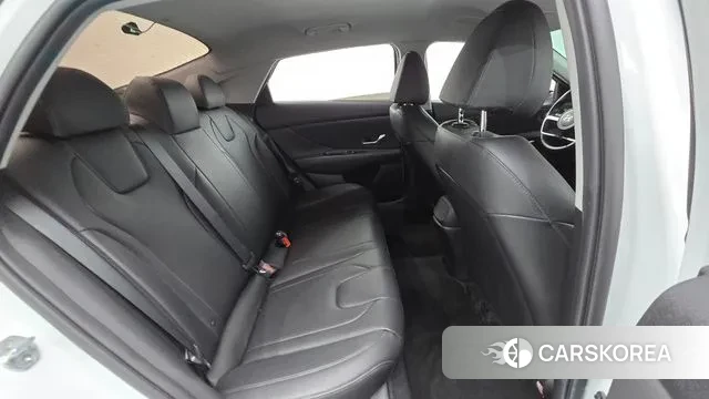 Hyundai Avante (CN7) 2022 Белый из Кореи, фото 3