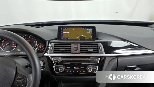 BMW 3 Series GT (F34) 2018 Белый из Кореи, фото 3