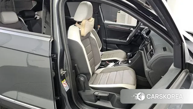 Volkswagen T-Roc 2022 Серый из Кореи, фото 3